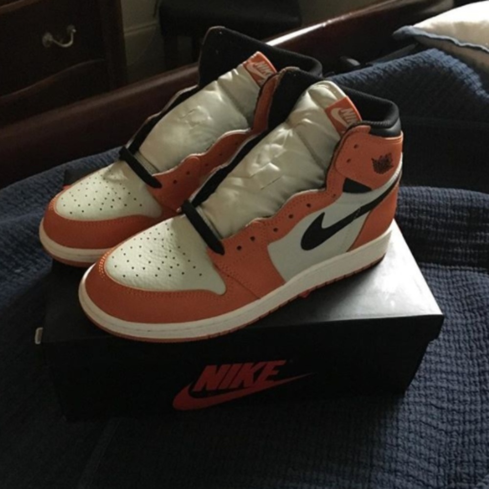 Air Jordan 1 Retro Reverse Shattered Backbrd. 2016